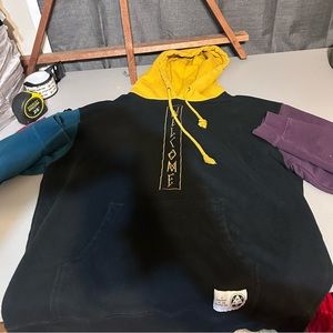 Welcome brand skate hoodie large